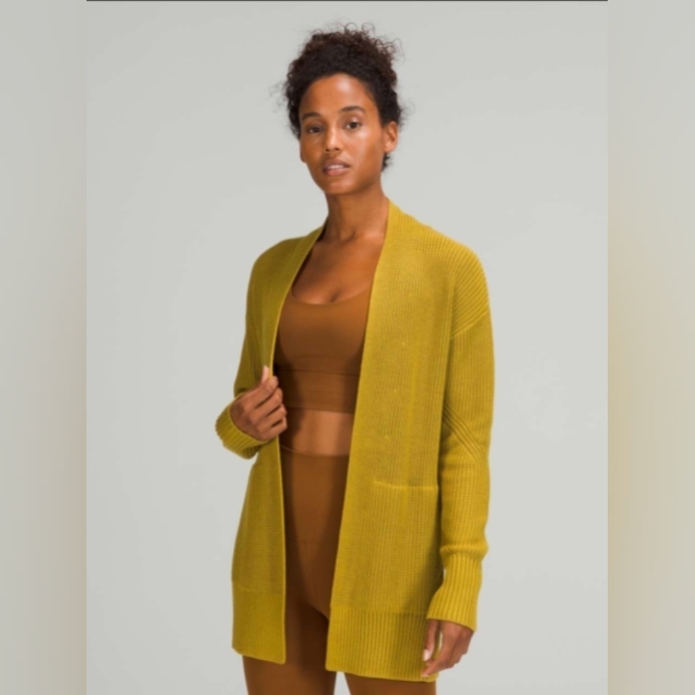 Lululemon Cashlu Sweater Wrap In Auric Gold Size S